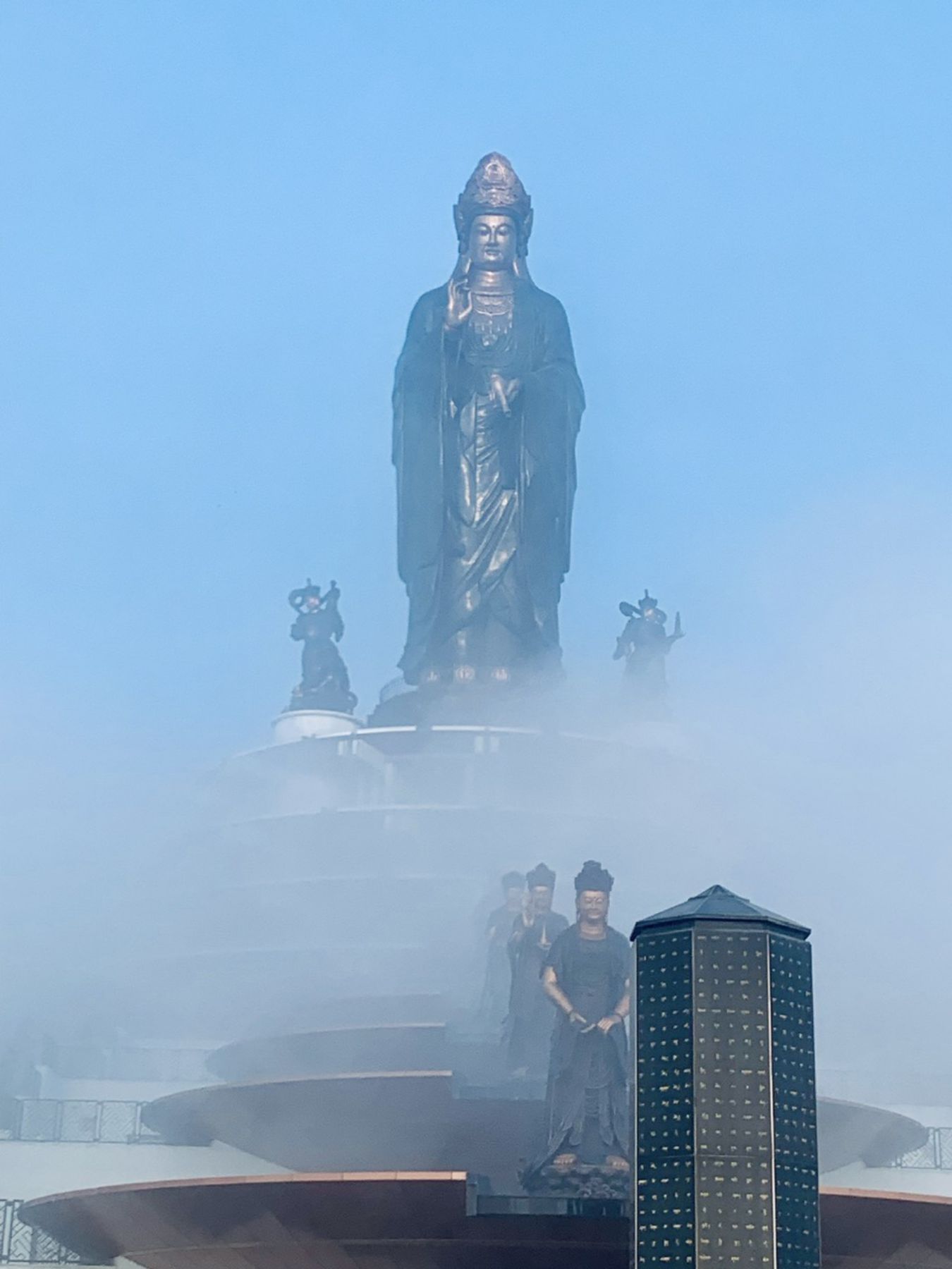 Du Xuân qua các miền Đất Mẹ